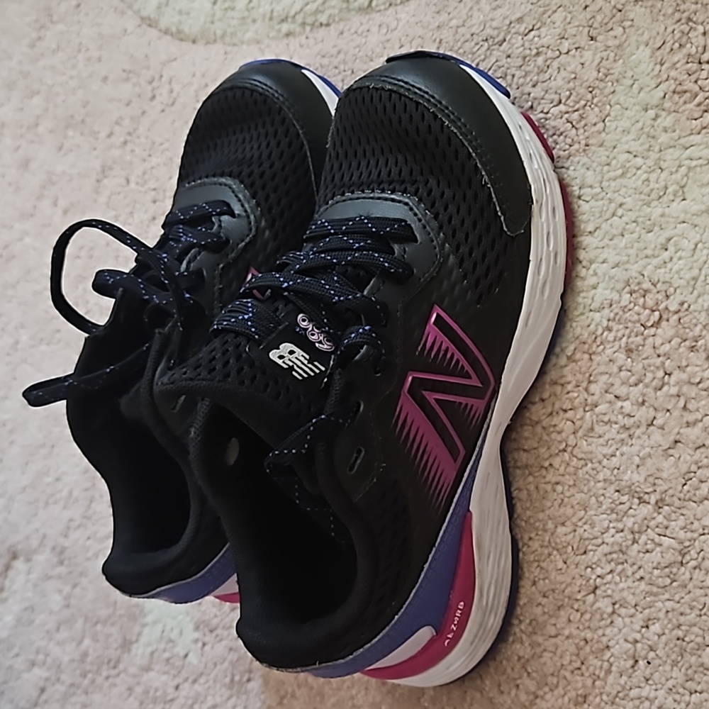Toddler Girls 12.5 Wide New Balance Sneakers